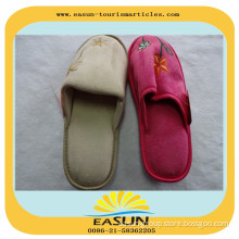 Attractive cheap soft sole indoor guest slippers